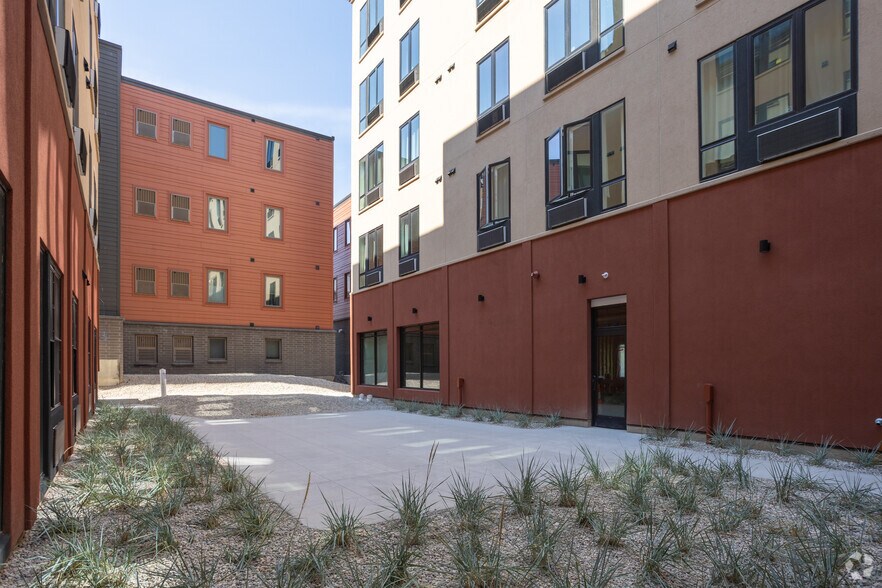 More Photos Of 232 East State St, Traverse City Apartments For Sale