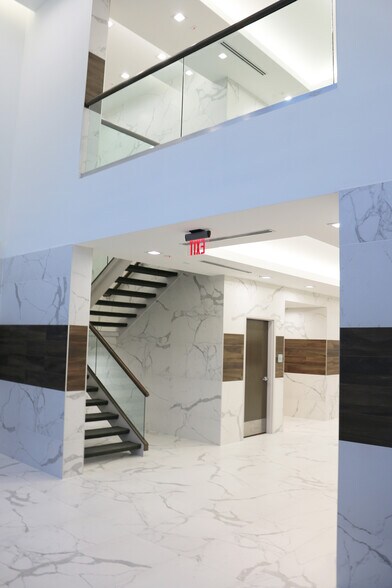 More Photos Of 14261 Commerce Way, Miami Lakes Office For Lease