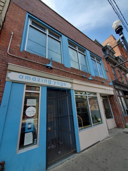 More Photos Of 1506 E Carson St, Pittsburgh General Retail For Sale