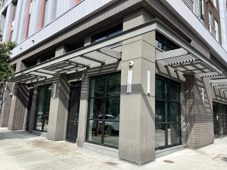 More Photos Of 180 3rd St, Oakland General Retail For Lease