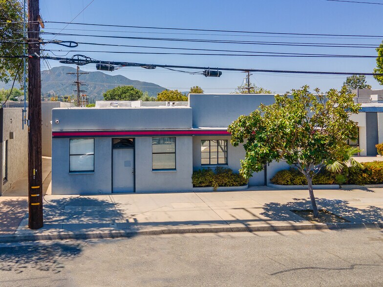 More Photos Of 1812 Victory Blvd, Glendale Flex For Sale