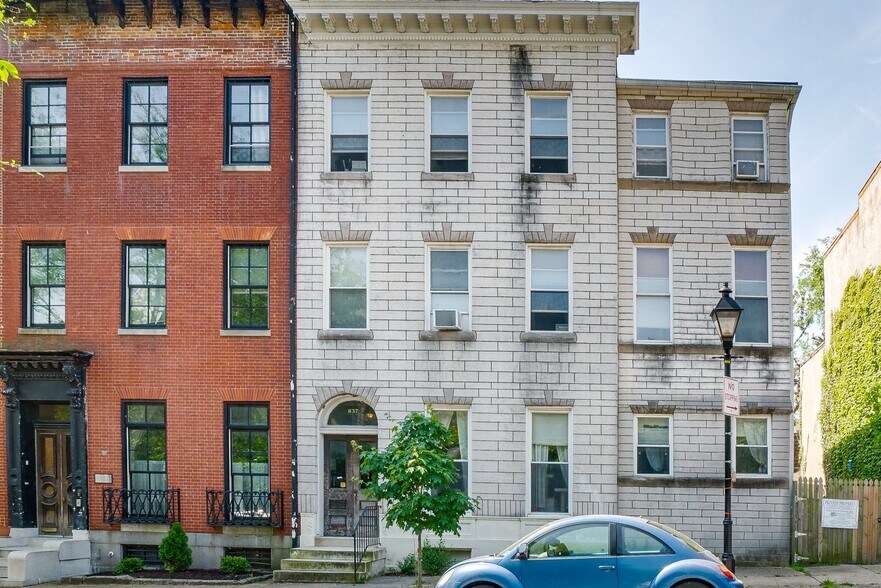 Primary Photo Of 837 Hollins St, Baltimore Apartments For Sale