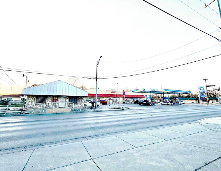 More Photos Of 615 Pleasanton Rd, San Antonio Office Residential For Sale