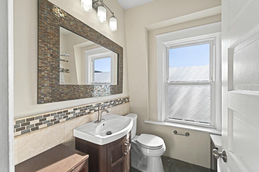 More Photos Of 982 Mineral Spring Ave, North Providence Office For Sale