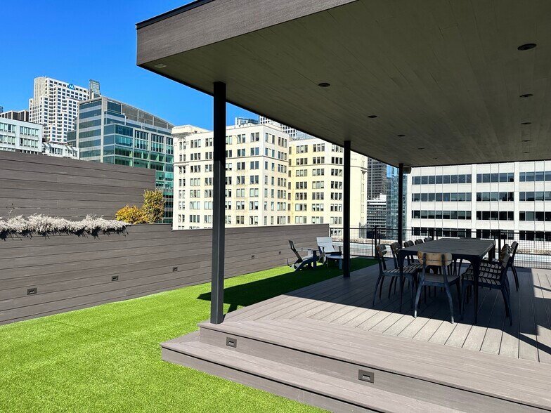 More Photos Of 328 S Jefferson St, Chicago Office For Lease