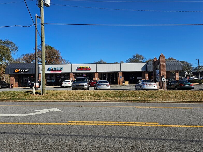 More Photos Of 227 Atlanta Hwy, Gainesville Freestanding For Sale