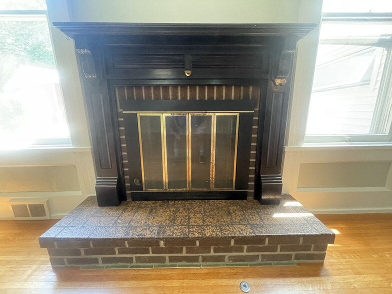 More Photos Of 17 Central Ave, Fredonia Apartments For Sale