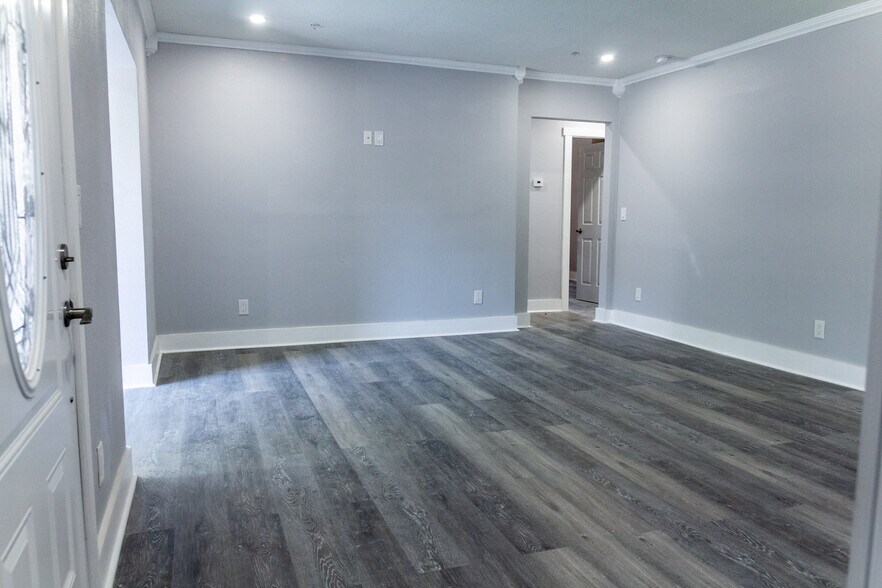 More Photos Of 3901 W Platt St, Tampa Assisted Living For Sale
