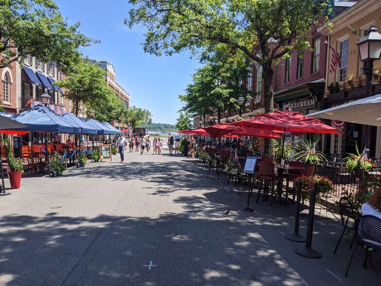 More Photos Of 1631-1663 Prince St, Alexandria Medical For Sale