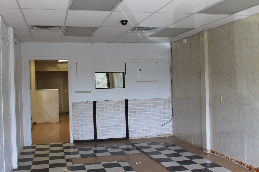 More Photos Of 72-82 N State Rd, Briarcliff Manor, Briarcliff Manor Storefront Retail Office For Lease