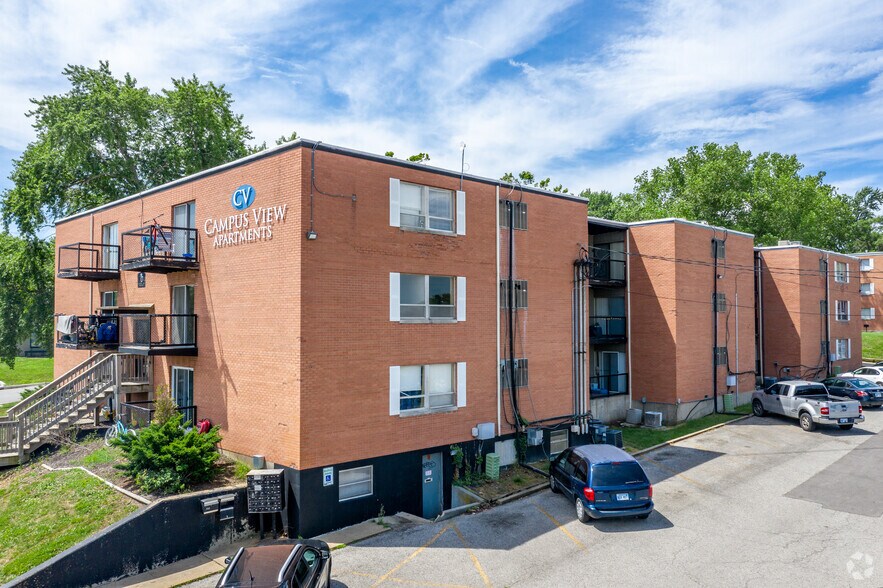 More Photos Of 2350 Ridge Ct, Lawrence Apartments For Sale
