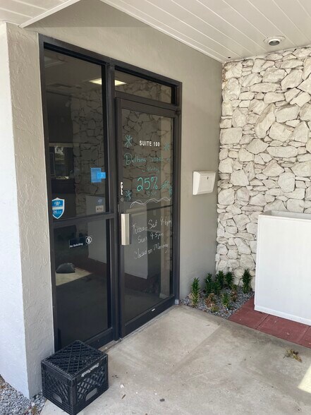 More Photos Of 1260 E Normandy Blvd, Deltona Medical For Lease