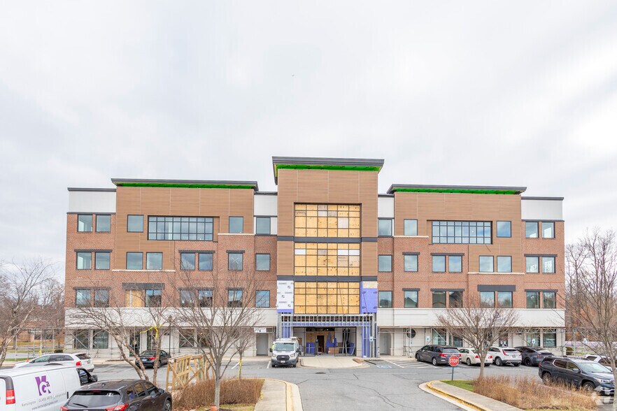More Photos Of 137 Mitchells Chance, Edgewater Medical For Lease