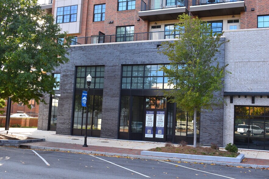 More Photos Of 1300 Front Ave, Columbus Apartments For Lease