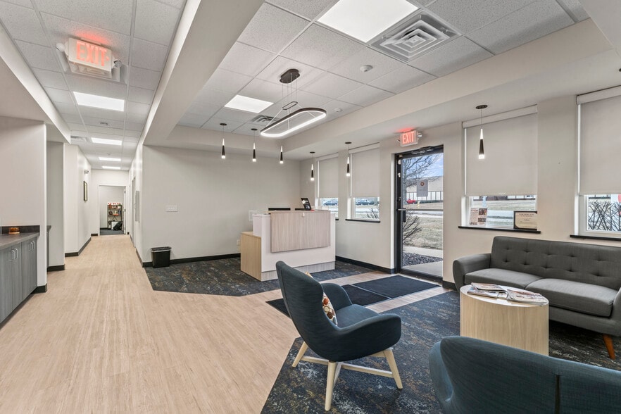 More Photos Of 4600 E Martha Truman Rd, Grandview Warehouse For Lease