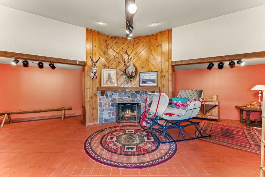 More Photos Of 7502 Highway 51, Minocqua Freestanding For Sale