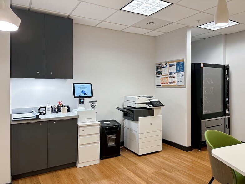 More Photos Of 2015 Ayrsley Town Blvd, Charlotte Coworking Space