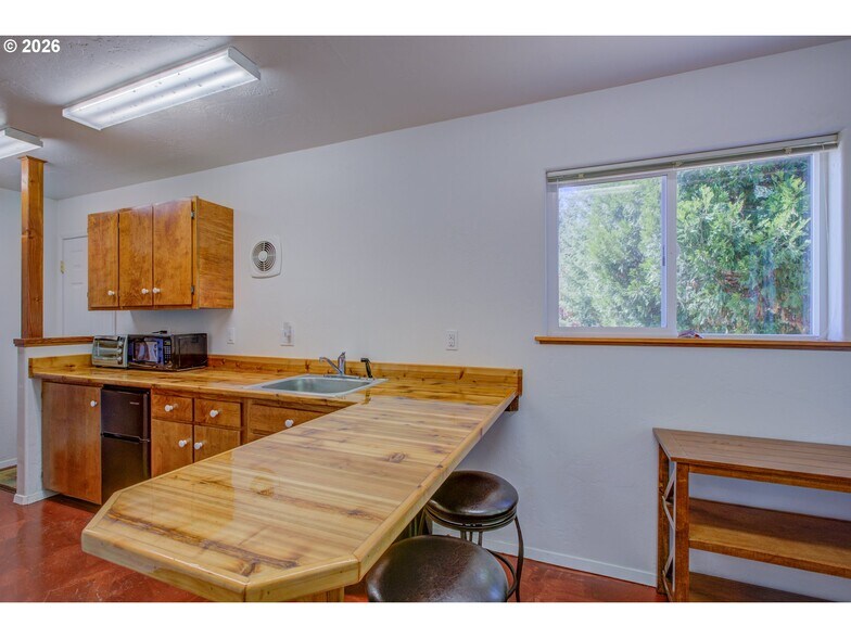 More Photos Of 1517 Quines Creek Rd, Azalea Specialty For Sale