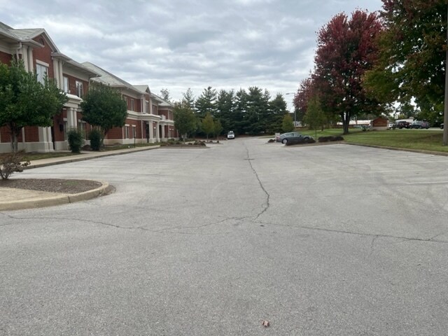 More Photos Of 1700 Ups Dr, Louisville Office For Sale