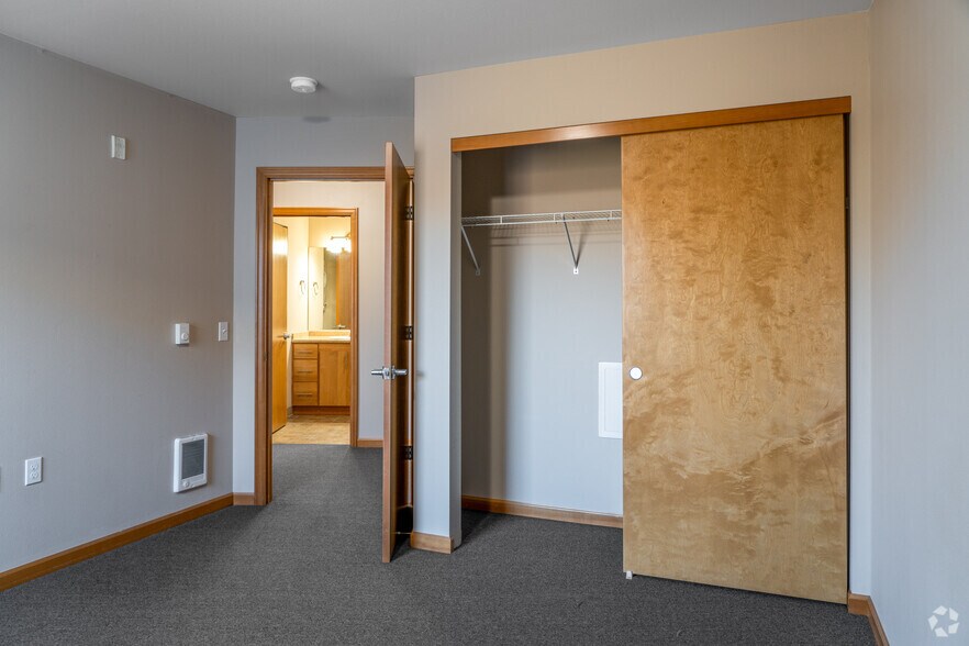 More Photos Of 2926 SW 4th Ave, Portland Apartments For Sale