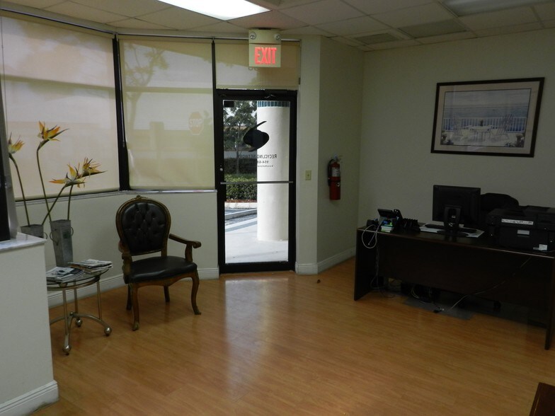 More Photos Of 933 Shotgun Rd, Sunrise Warehouse For Sale