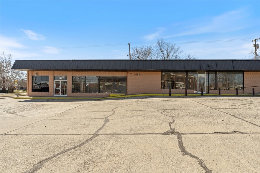 More Photos Of 212-216 NW 23rd St, Oklahoma City Unknown For Lease