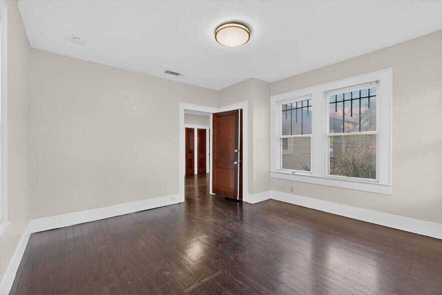 More Photos Of 78 San Marcos St, Austin Office Residential For Lease