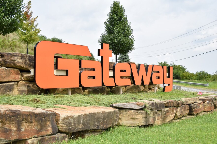 More Photos Of 7100 Willie G Ave, Morgantown Storefront For Lease