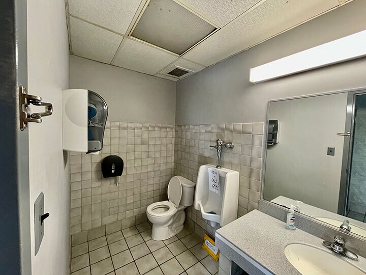 More Photos Of 5617 Portage St NW, North Canton Sports And Entertainment For Sale