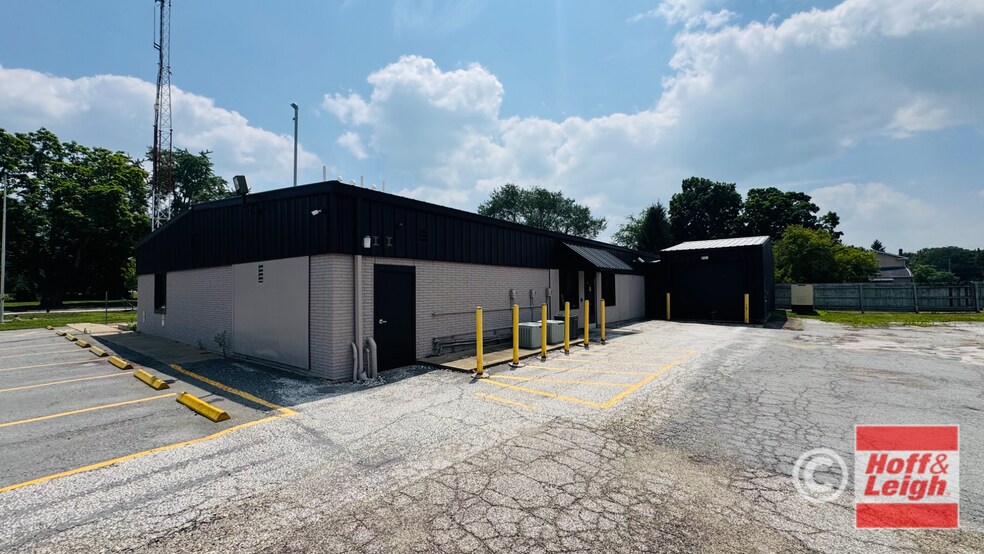 More Photos Of 1280 Sunset Dr, Copley Office For Sale