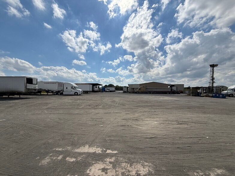 More Photos Of 5210 Fuqua St, Houston Land For Lease