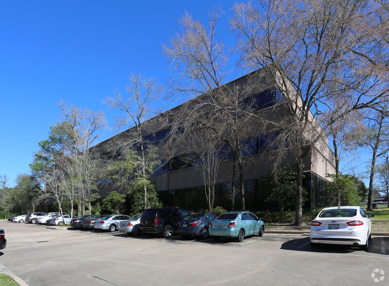 More Photos Of 200 River Pointe Dr, Conroe Office For Lease