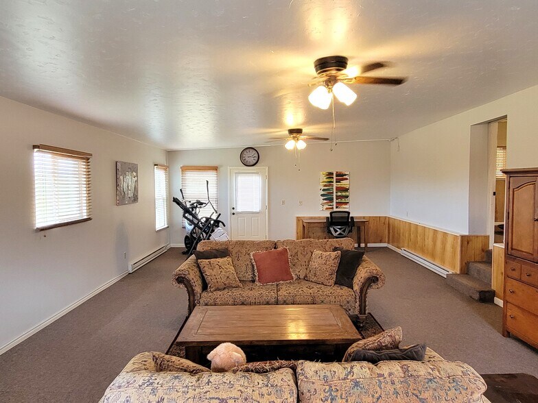 More Photos Of 50158 Eagles Way, Mesa Hospitality For Sale