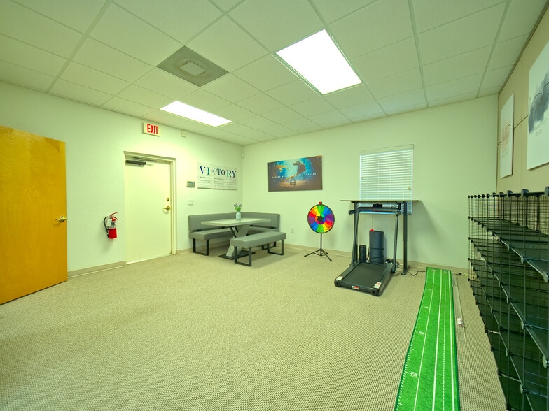 More Photos Of 8344-8346 Forest Oaks Blvd, Spring Hill Medical For Sale