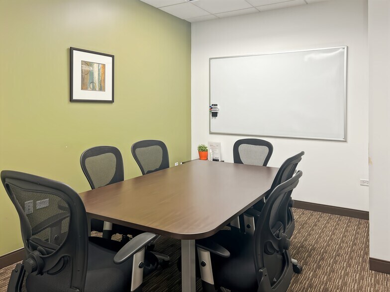 More Photos Of 2700 Patriot Blvd, Glenview Coworking Space