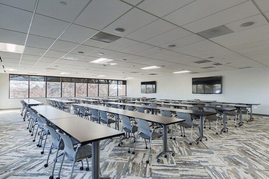 More Photos Of 7979 E Tufts Ave, Denver Office For Lease