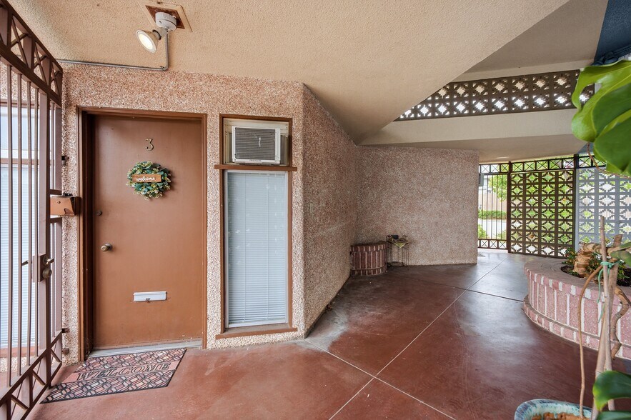Primary Photo Of 111 Dakota Ave, Santa Cruz Medical For Sale