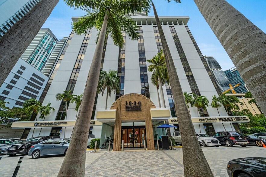 More Photos Of 1000 Brickell Ave, Miami Office For Lease