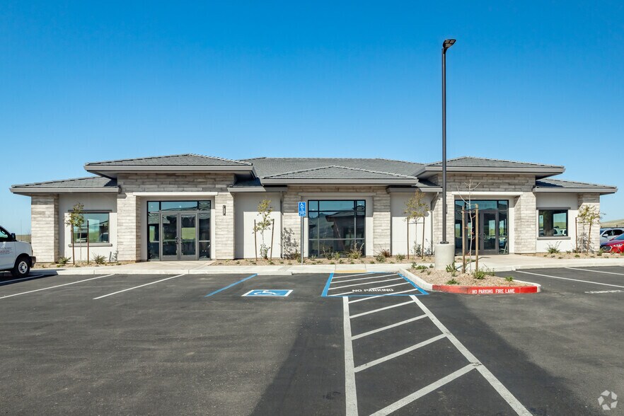 More Photos Of 4697 Golden Foothill Pky, El Dorado Hills Medical For Lease