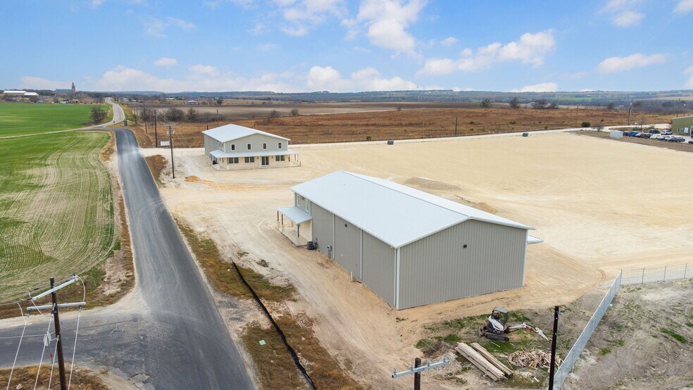 More Photos Of 2350 County Road 311, Jarrell Industrial For Lease