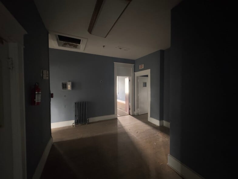 More Photos Of 2751 Saint Johns Ave, Jacksonville Assisted Living For Sale