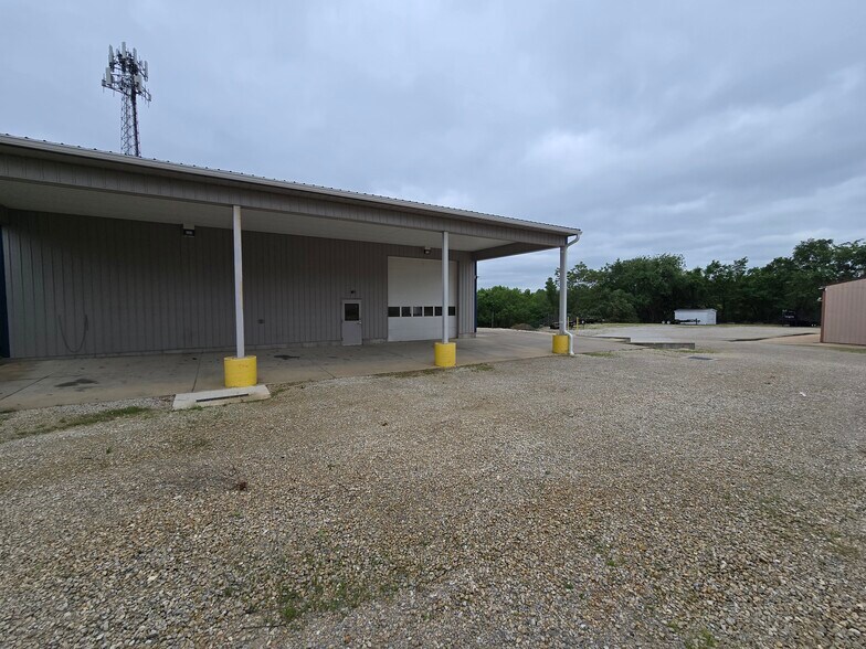 More Photos Of 151 Independence Dr, Union Flex For Sale