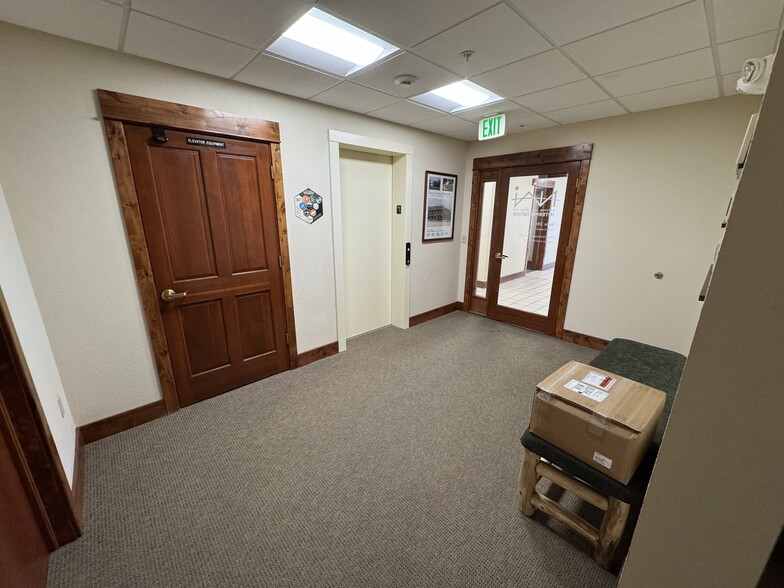 More Photos Of 230 Cherry St, Fort Collins Office For Sale