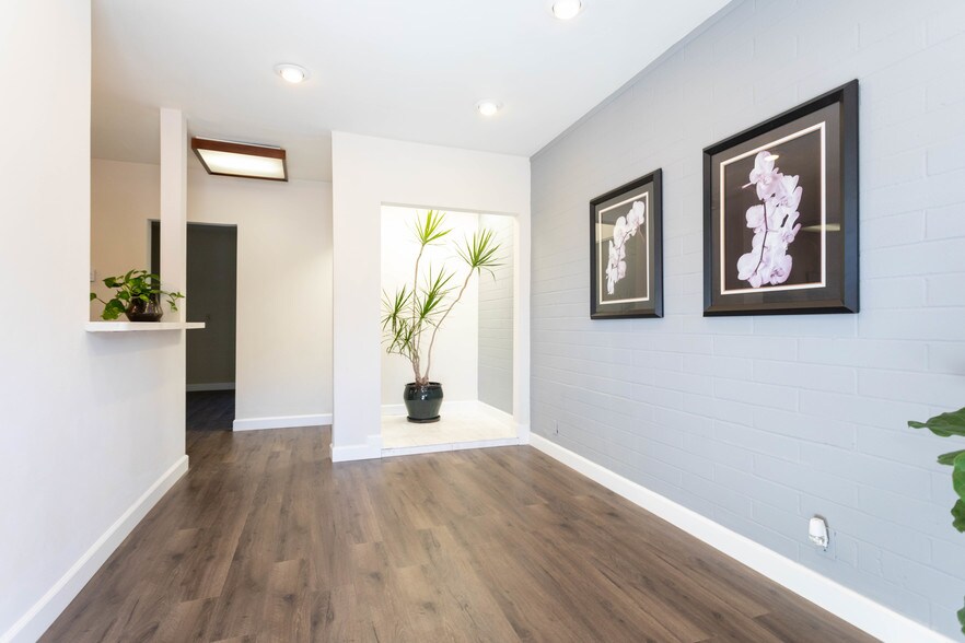 More Photos Of 1258-1262 Harvard Ave, Claremont Medical For Lease