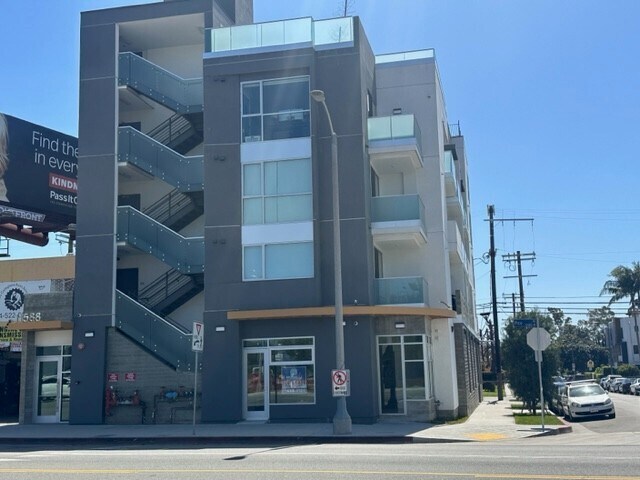 More Photos Of 11588-11590 W Pico Blvd, Los Angeles Apartments For Lease