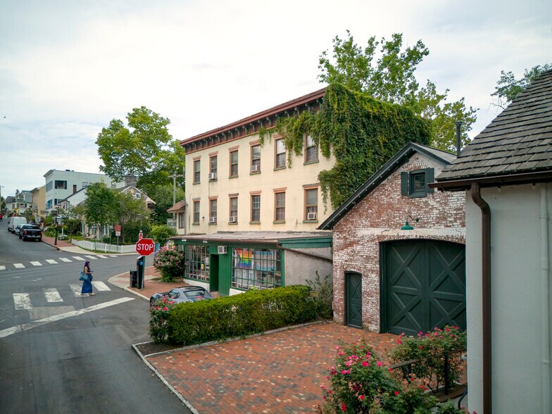 More Photos Of 76 S Main St, New Hope Storefront Retail Residential For Sale