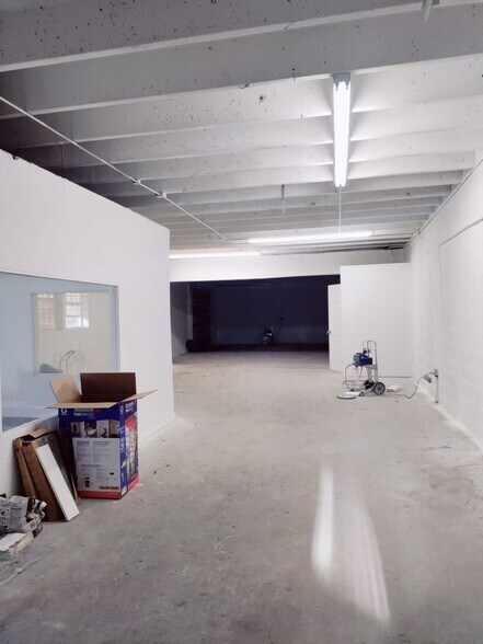 More Photos Of 2130 SW 56th Ter, West Park Warehouse For Lease