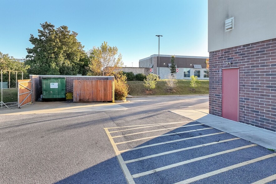 More Photos Of 2200 Interstate Dr, Opelika Auto Repair For Sale