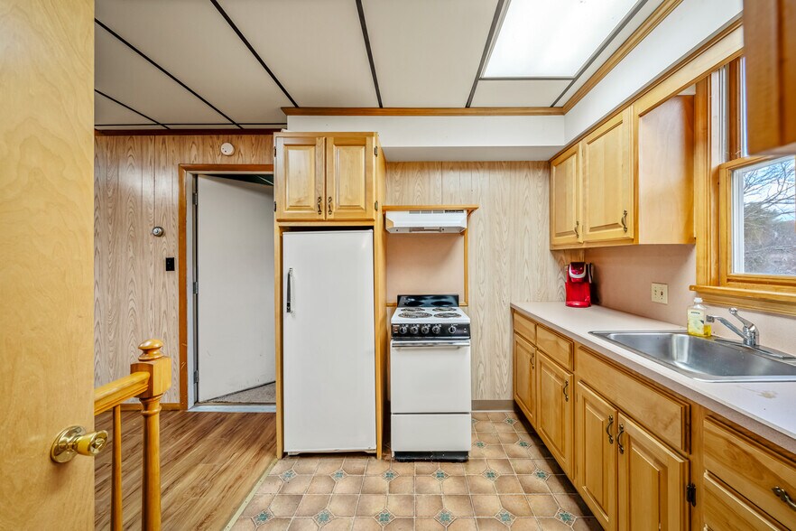 More Photos Of 228 Huntington Creek Rd, Sweet Valley Land For Sale