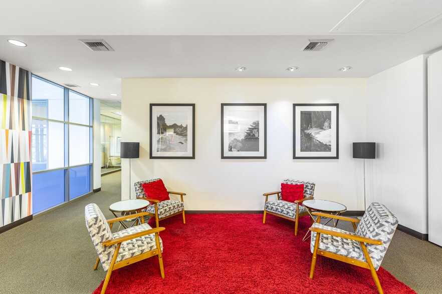 More Photos Of 1902 Wright Pl, Carlsbad Coworking Space